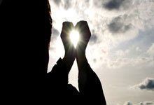 开云APP-英超锋刃出鞘！葡萄牙绝境逢生，C罗任意球绝杀书写关键一胜！