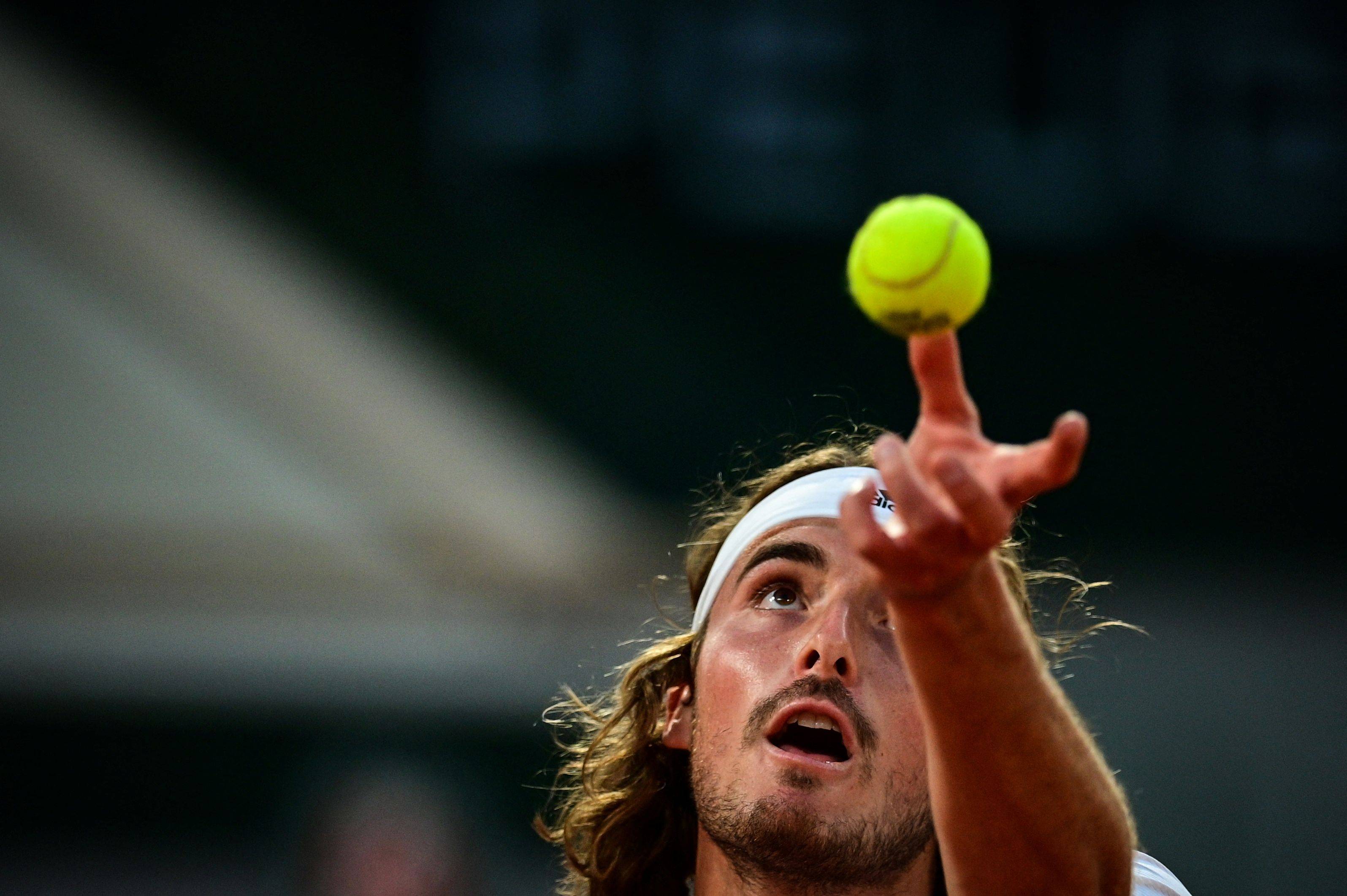 西班牙网球队强势澳大利亚网球队，西西帕斯高光表现的简单介绍