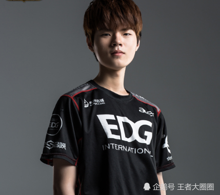 开云体育入口-FPX鏖战100T，Deft爆发神勇