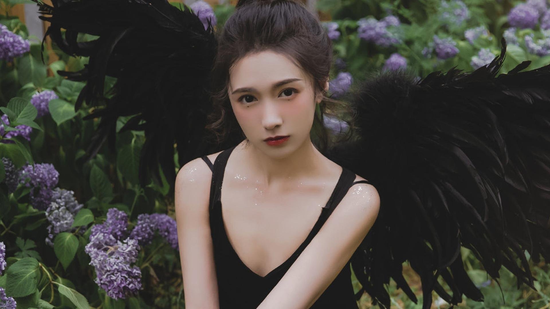 绿茵暗影,国家德比之夜,本泽马以防守艺术锁死乾坤