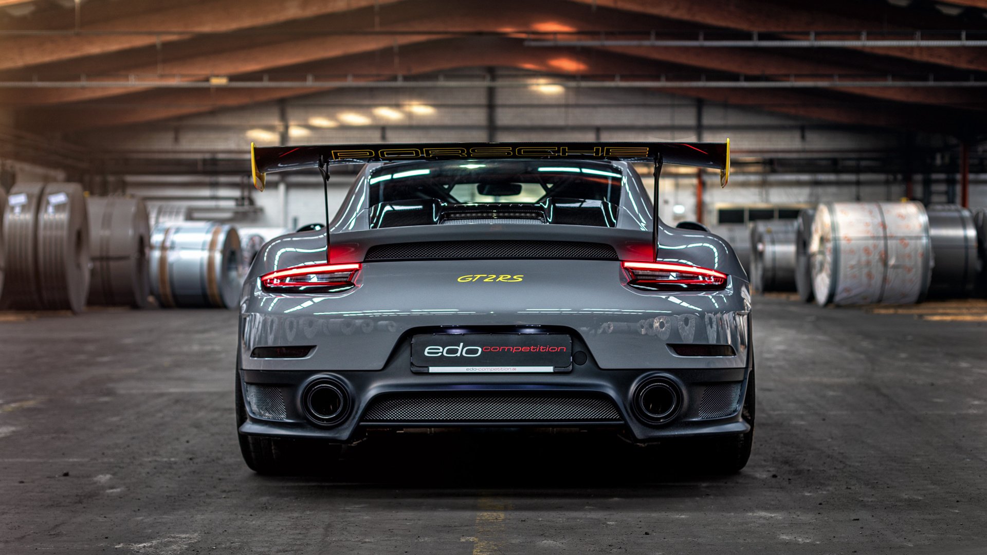 时空错位的绿茵场，当深圳队用足球规则带走快船队的欧冠之夜